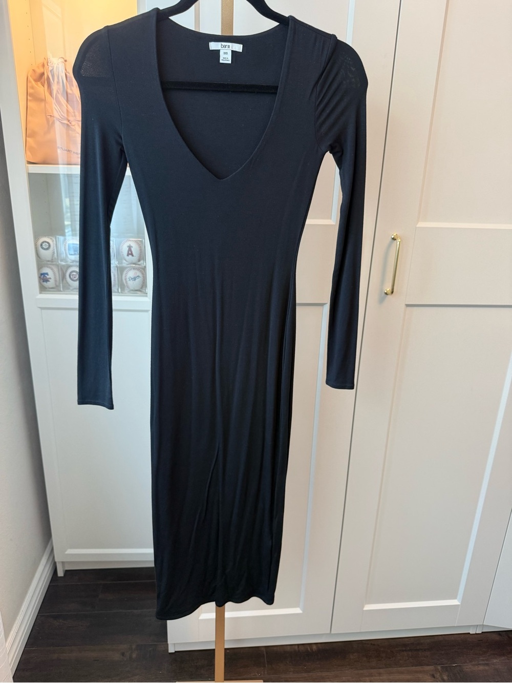 Bar III Black Long-Sleeve V-Neck Midi Dress